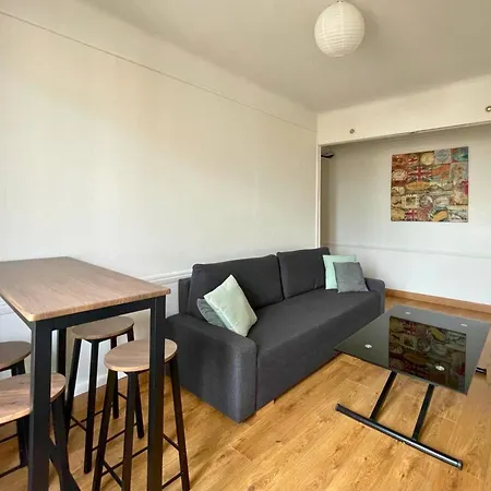 15 Min From The Eiffel Tower - Charming Issy-les-Moulineaux